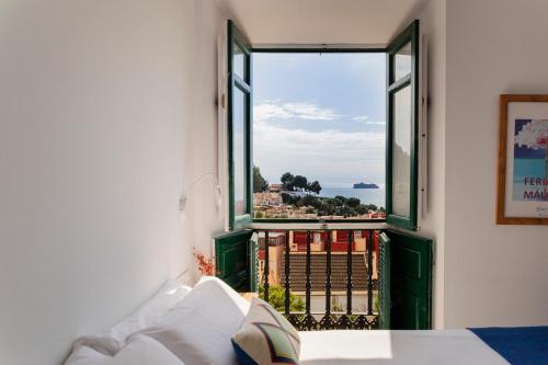 Hacienda Clavero Eight Sea View Apartment