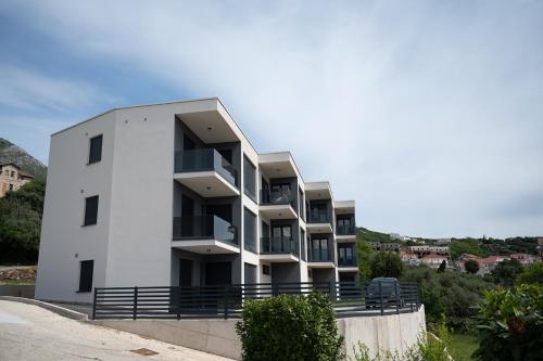 Four M no2 Apartment