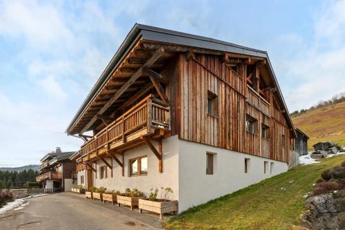 Ferme Des Cornuts 15 Guests • Hot Tub • Ski Bus