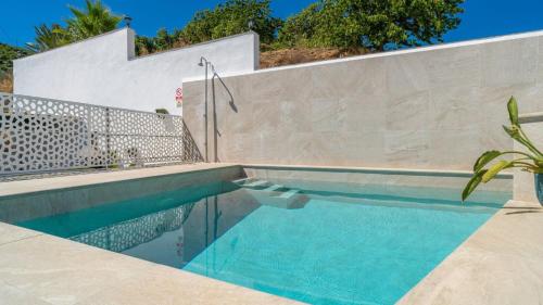 Olivo Verde Nerja by Ruralidays