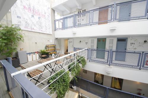 Balkoni atau teres di Hostel Cuore Kurashiki