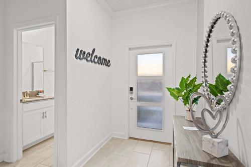 Special 4bedroom TH w-private pool next to Disney photo 7