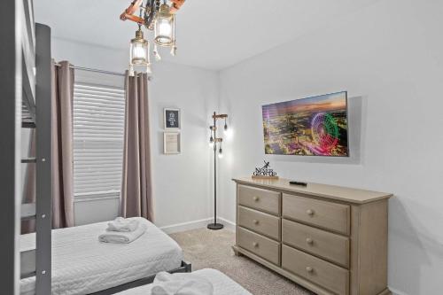 Special 4bedroom TH w-private pool next to Disney photo 30