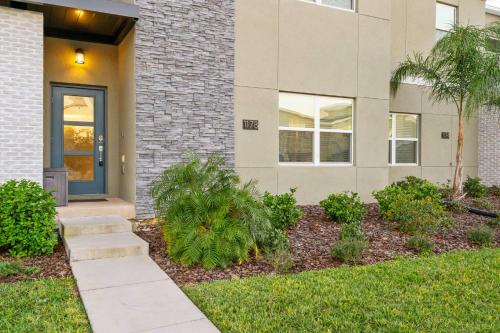 Special 4bedroom TH w-private pool next to Disney photo 33