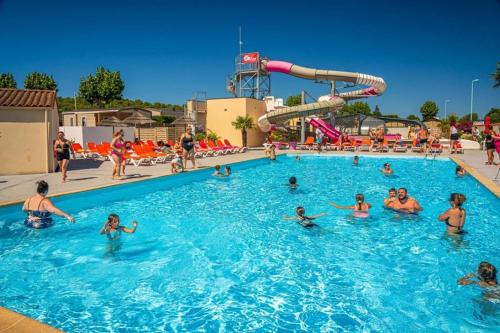 ZEcamping 4 - Parc Aqua - MH climatisé - Plage proche - Dog Friendly