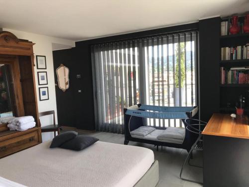 lux topfloor apt private patio great city view