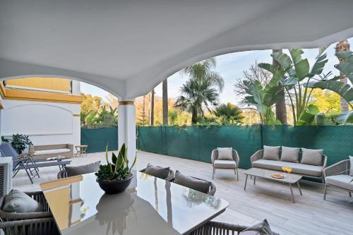 Ivory Banus Apartment - Luxury & Prime Location