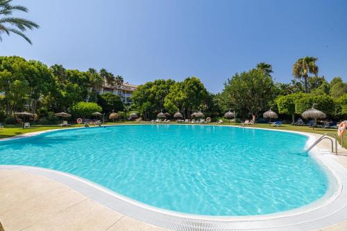 Ivory Banus Apartment - Luxury & Prime Location