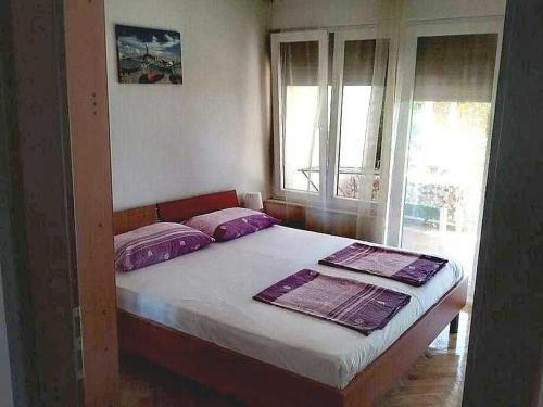 Srima apartments near the beach