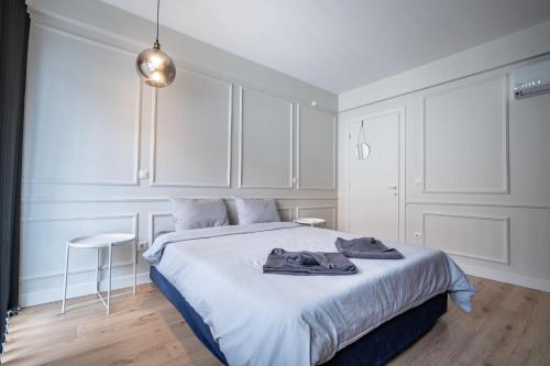 Athens Balcony - 2 BDRM Central Apartment by MPS