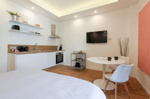 Contemporary Studio - Central Station-NoLo area
