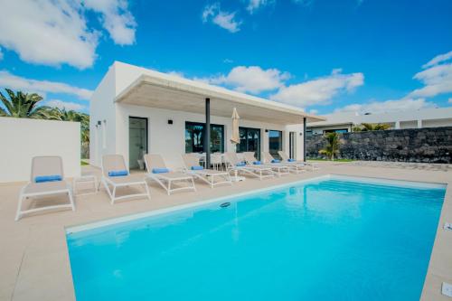 Blancazul Villa Magec