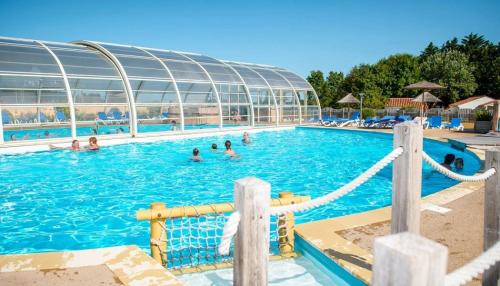 Camping 4 étoiles - Parc aquatique - eeiaei