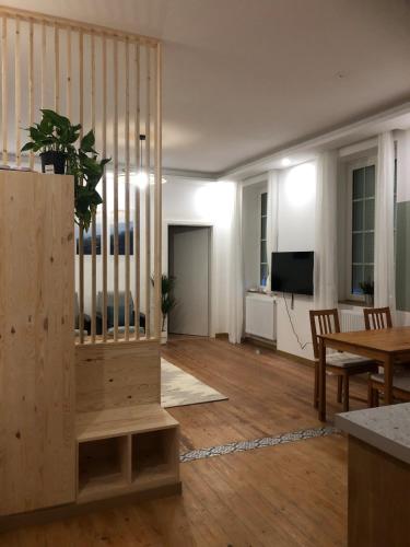 Renovated charming LA GLYCINE BLEUE appartment