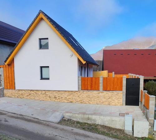 Domček pod Salašom fínska sauna a kúpacia kaďa