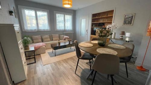 Appartement à 2 pas du centre, 2 chambres, 4 a 6 personnes, parking, Netflix