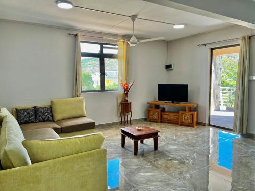 Luxury Flat with Scenic Views