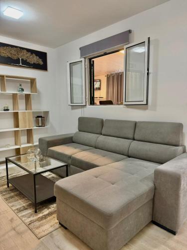 Yara House