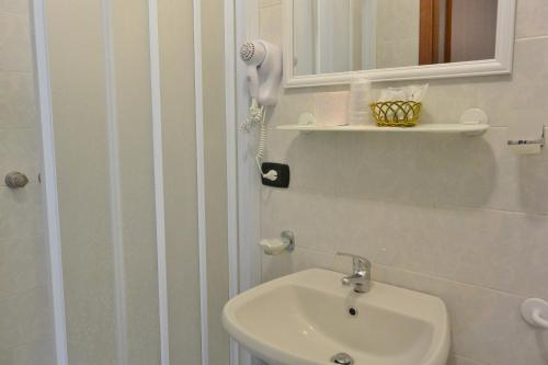 Koupelna v ubytování Hotel Trentina