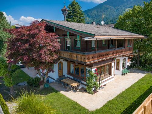 Holiday Home Villa Emma- Ferienhaus für bis zu 10 Personen- eigener Garten- absolute Privats by Interhome