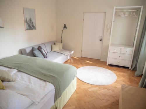 Apartment Gemütliche Wohnung in Geidorf mit Garten- Grazer Dom-Nähe by Interhome