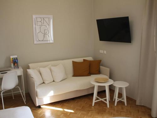 Apartment Gemütliche Wohnung in Geidorf mit Garten- Grazer Dom in der Nähe by Interhome