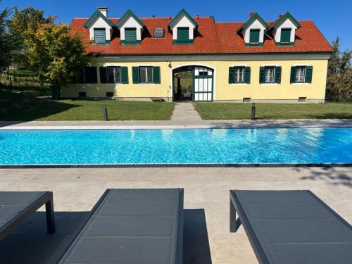 Apartment dasSonnenblick - Landhaus dasThomas by Interhome