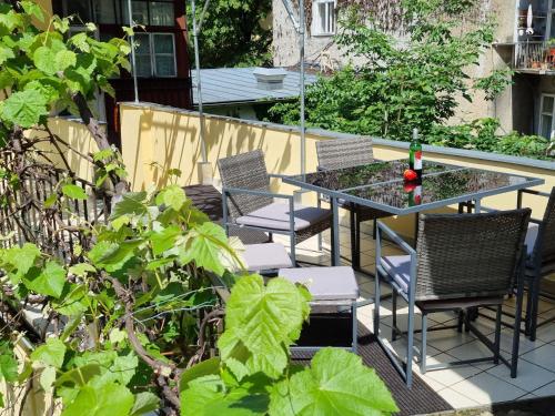 Apartment Top at Park- zentrales Appartement inkl- Parkplatz by Interhome