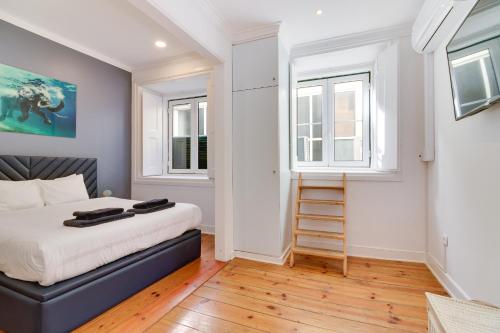 Spacious 1 bedroom apartment with a Parking Spot in Chiado