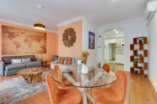 Spacious 1 bedroom apartment with a Parking Spot in Chiado