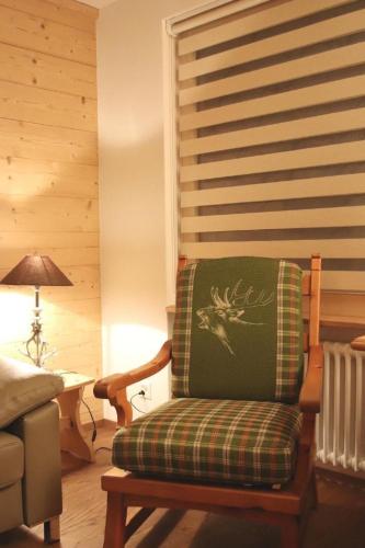 Apartment Chalet Silberdistel B11 by Interhome