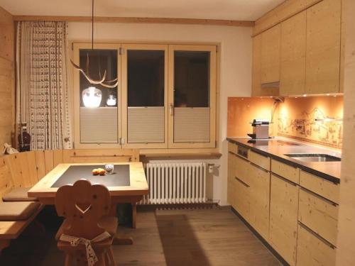 Apartment Chalet Silberdistel B11 by Interhome