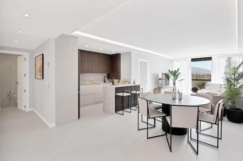 Elegant property in Puerto Banus by EMG HOMES