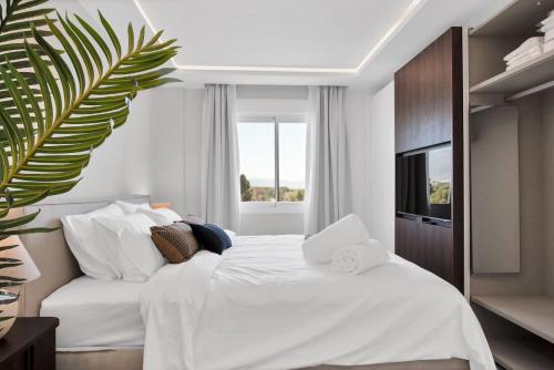 Elegant property in Puerto Banus by EMG HOMES