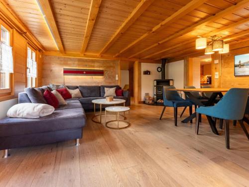 Apartment Chalet Rösi by Interhome