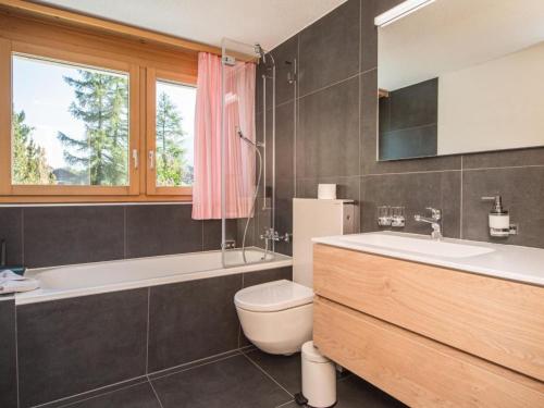 Apartment Top Ferienwohnung Breithorn - SkiIn-SkiOut by Interhome