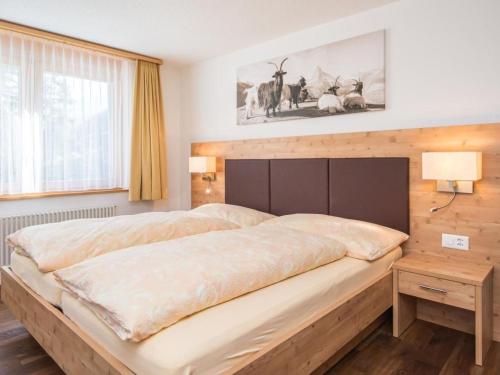 Apartment Top Ferienwohnung Breithorn - SkiIn-SkiOut by Interhome