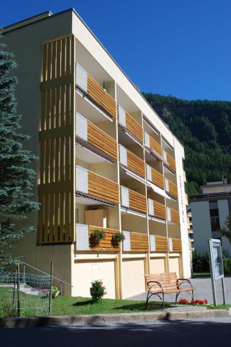 Apartment Haus Haus Cristal by Interhome