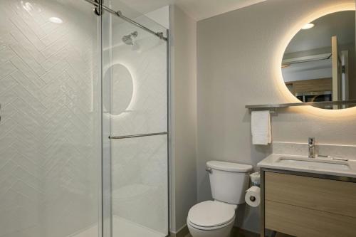 TownePlace Suites by Marriott Miramar Beach Destin photo 68