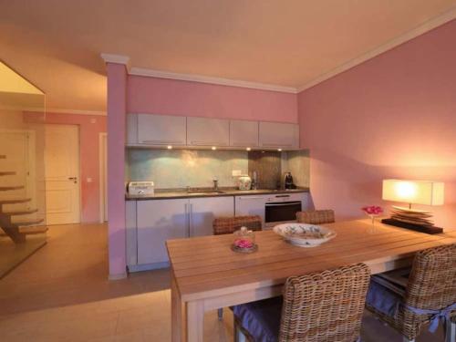 Apartment Maisonettewohnung in Residenz des Giardino Ascona by Interhome