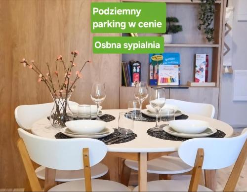 Srebrna Ostoja 66-Atlas Arena, PIOTRKOWSKA, Manufaktura, PARKING PRYWATNY