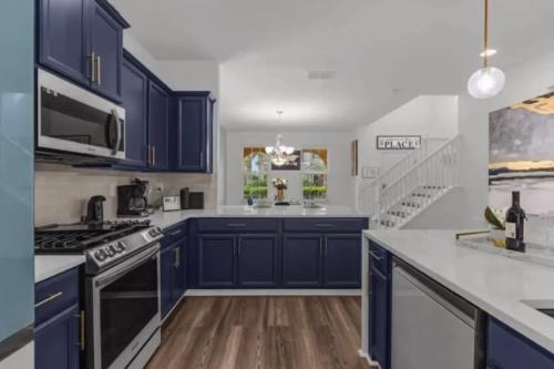 Recently Renovated 5BR house with Private Pool & Resort Amenities photo 21