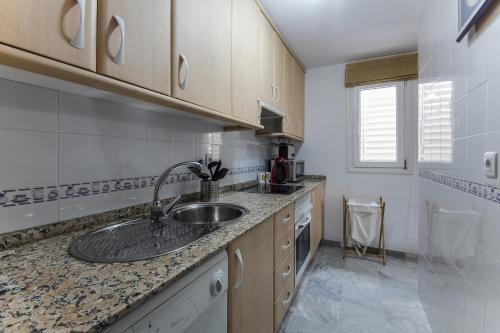 La VICTORIA Home free parking by Cadiz4Rentals