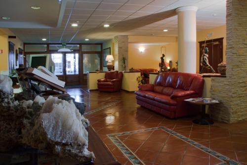 Posezení v ubytování Corsaro Etna Hotel&SPA