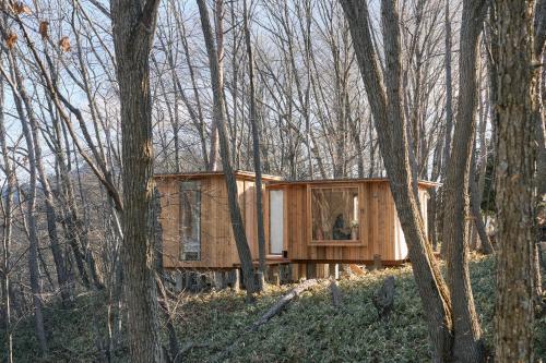 a house in the middle of the woods at ist - Aokinodaira Field in Kawakami