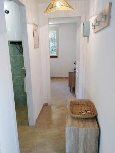 Foto de la galeria de Charmant appartement climatisé proche mer a Linguizzetta