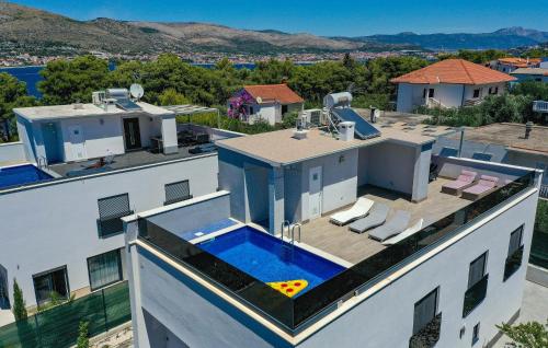 Lovely Home In Okrug Donji