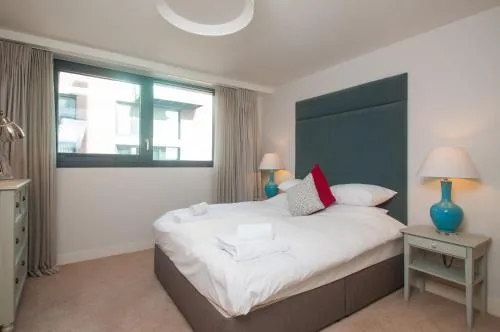 Cleyro Serviced Apartments - Finzels Reach photo 119
