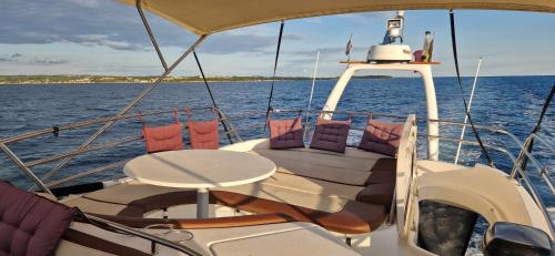 ANIMA MARIS Yacht
