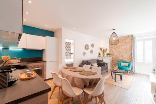 Prime Location Hyper Center Ideal for Couples & Families - Walk Everywhere -By Totolulucannes